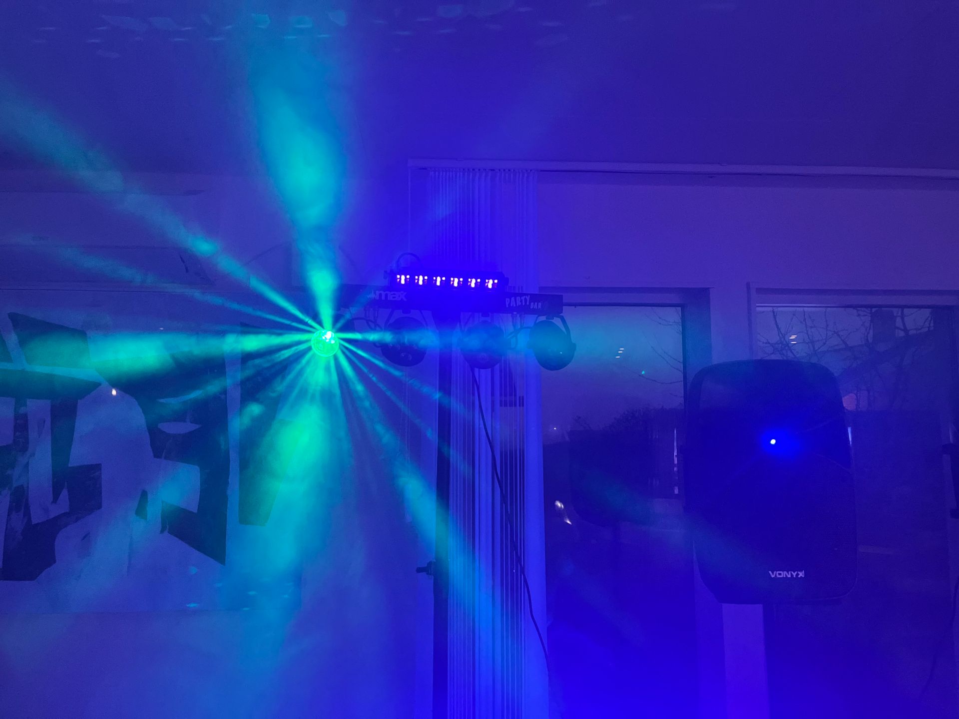 Max Partybar 10 med stativ, LED-spots och ljuseffekter bild 2